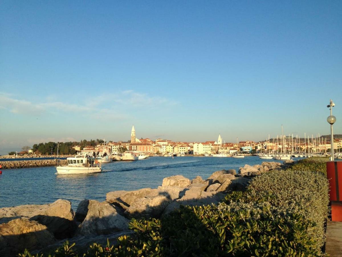 Apartma Ada Izola Exteriör bild