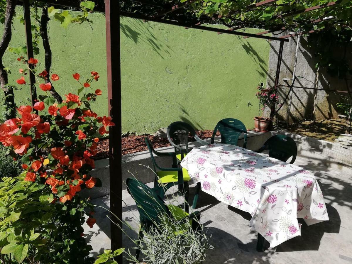 Apartma Ada Izola Exteriör bild